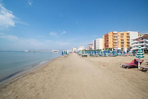 Vila M Vera Rooms With Kitchen And Apartments Дуррес Экстерьер фото