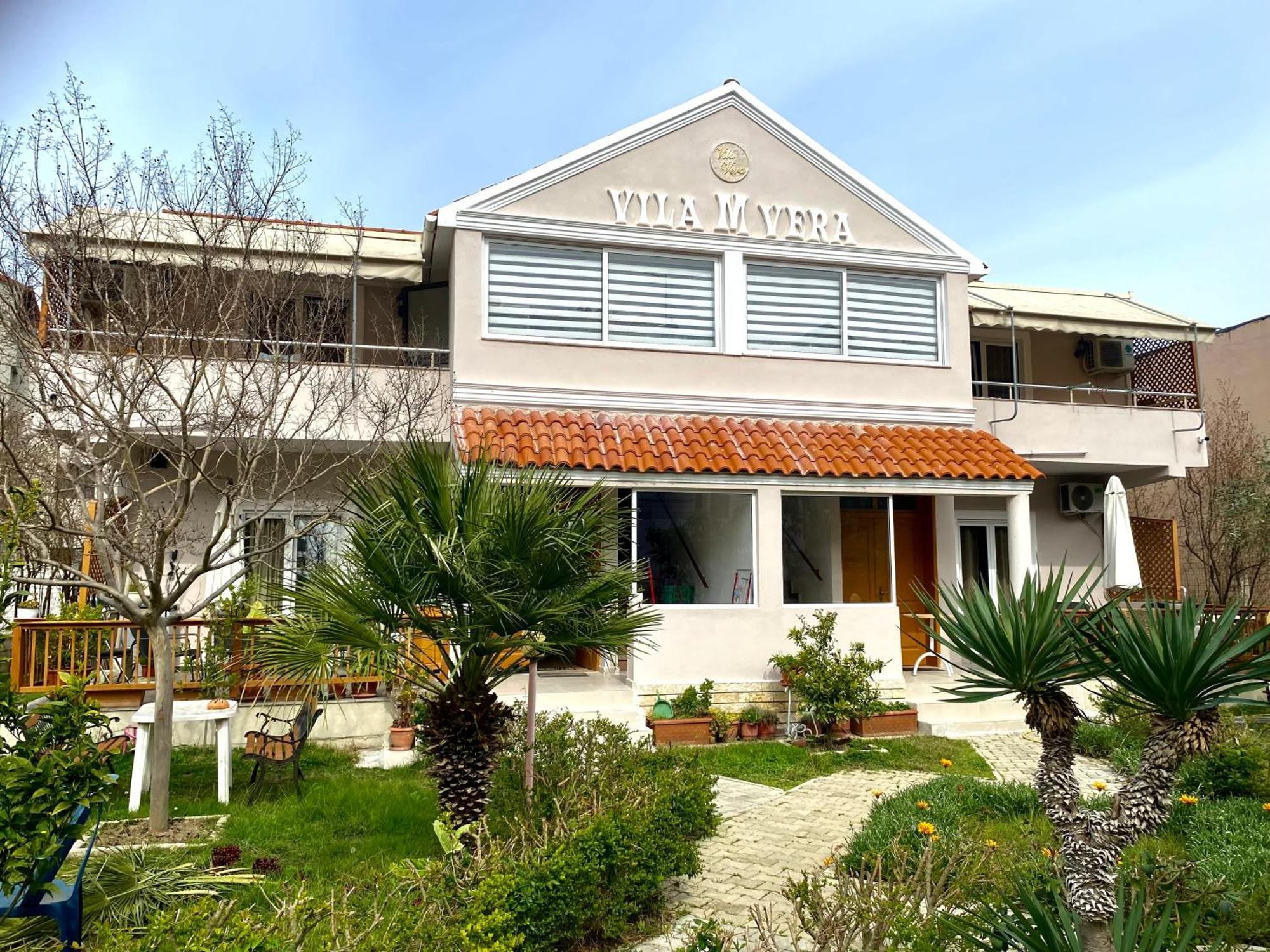 Vila M Vera Rooms With Kitchen And Apartments Дуррес Экстерьер фото
