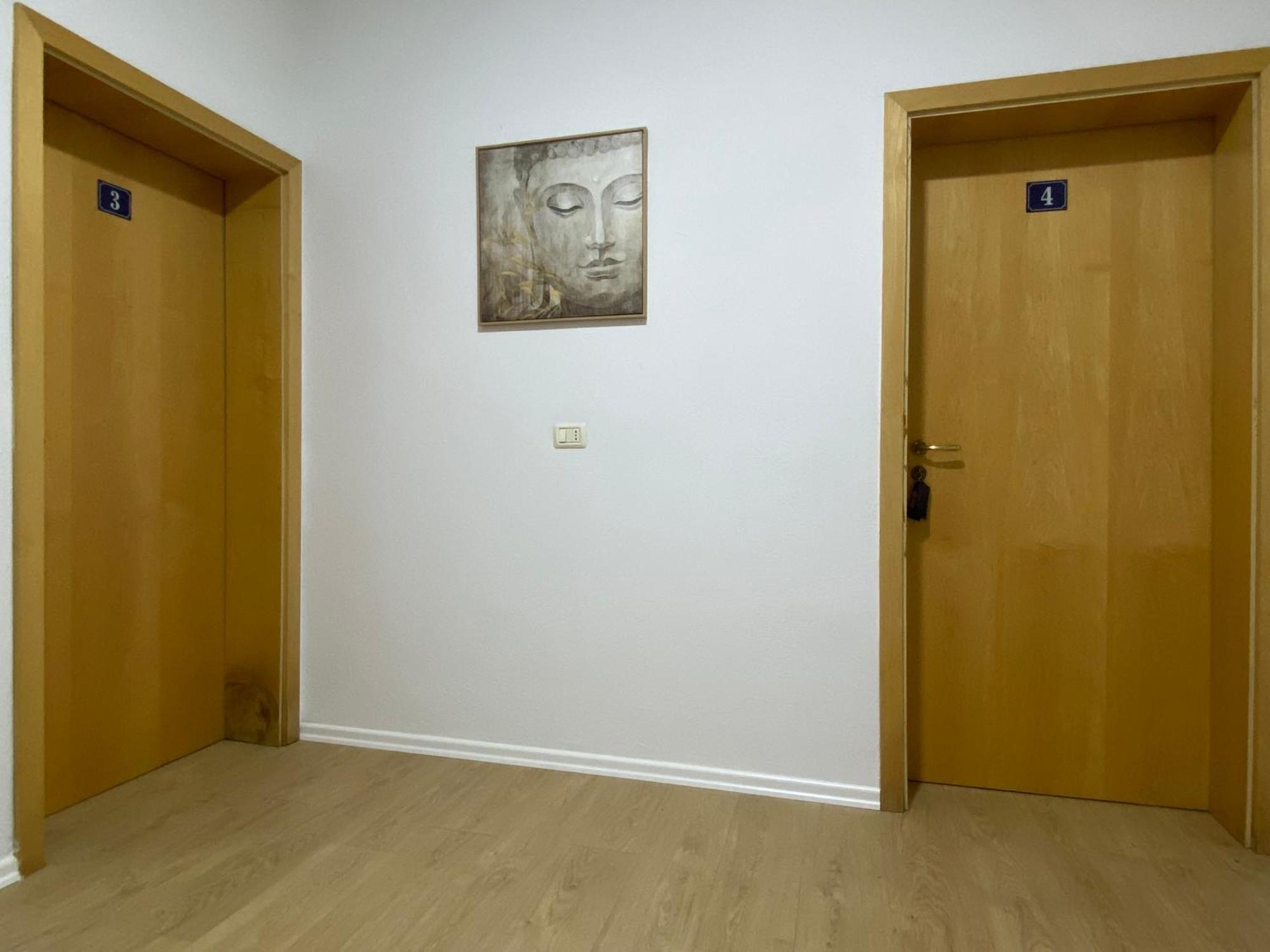 Vila M Vera Rooms With Kitchen And Apartments Дуррес Экстерьер фото