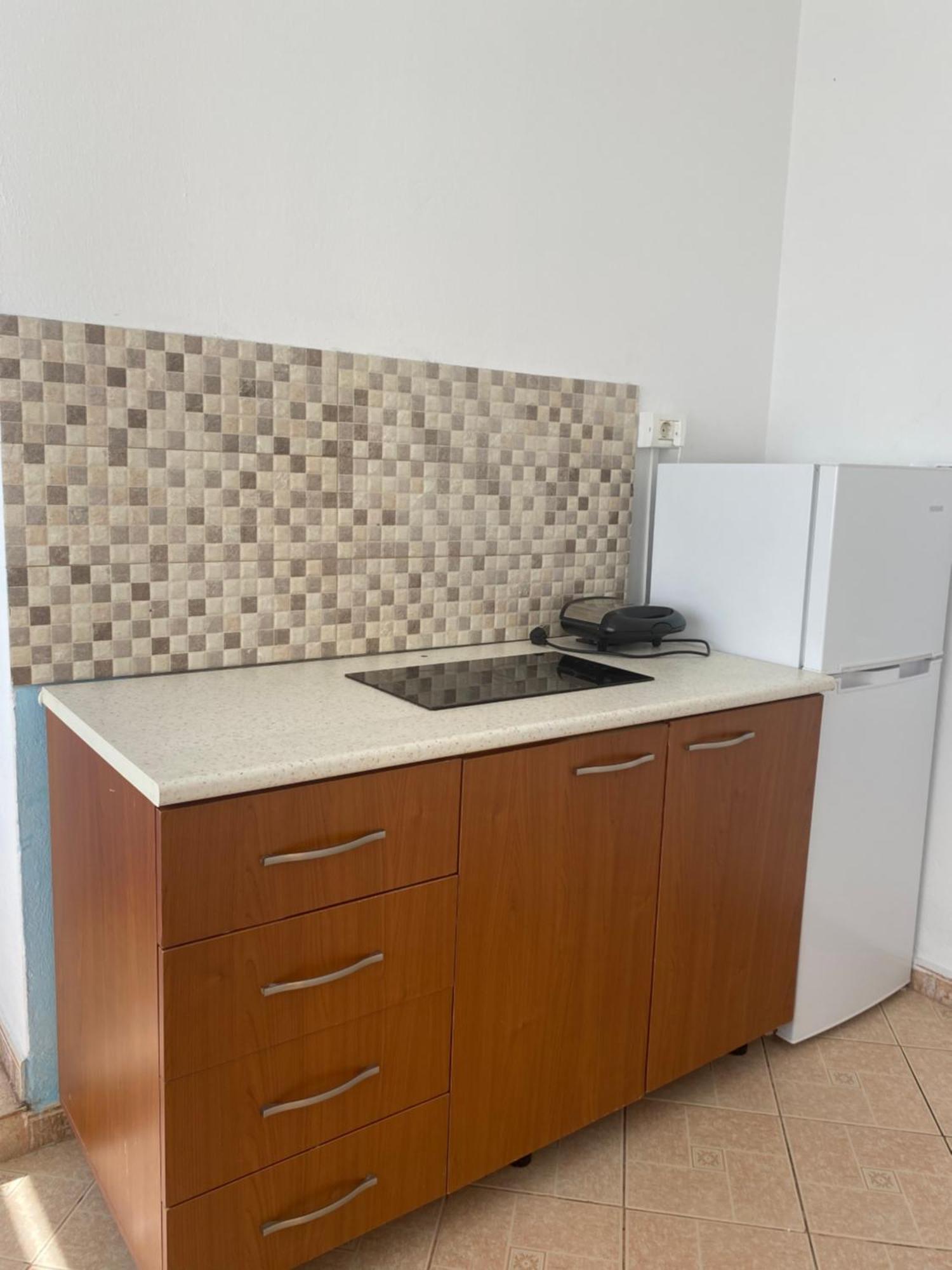 Vila M Vera Rooms With Kitchen And Apartments Дуррес Экстерьер фото