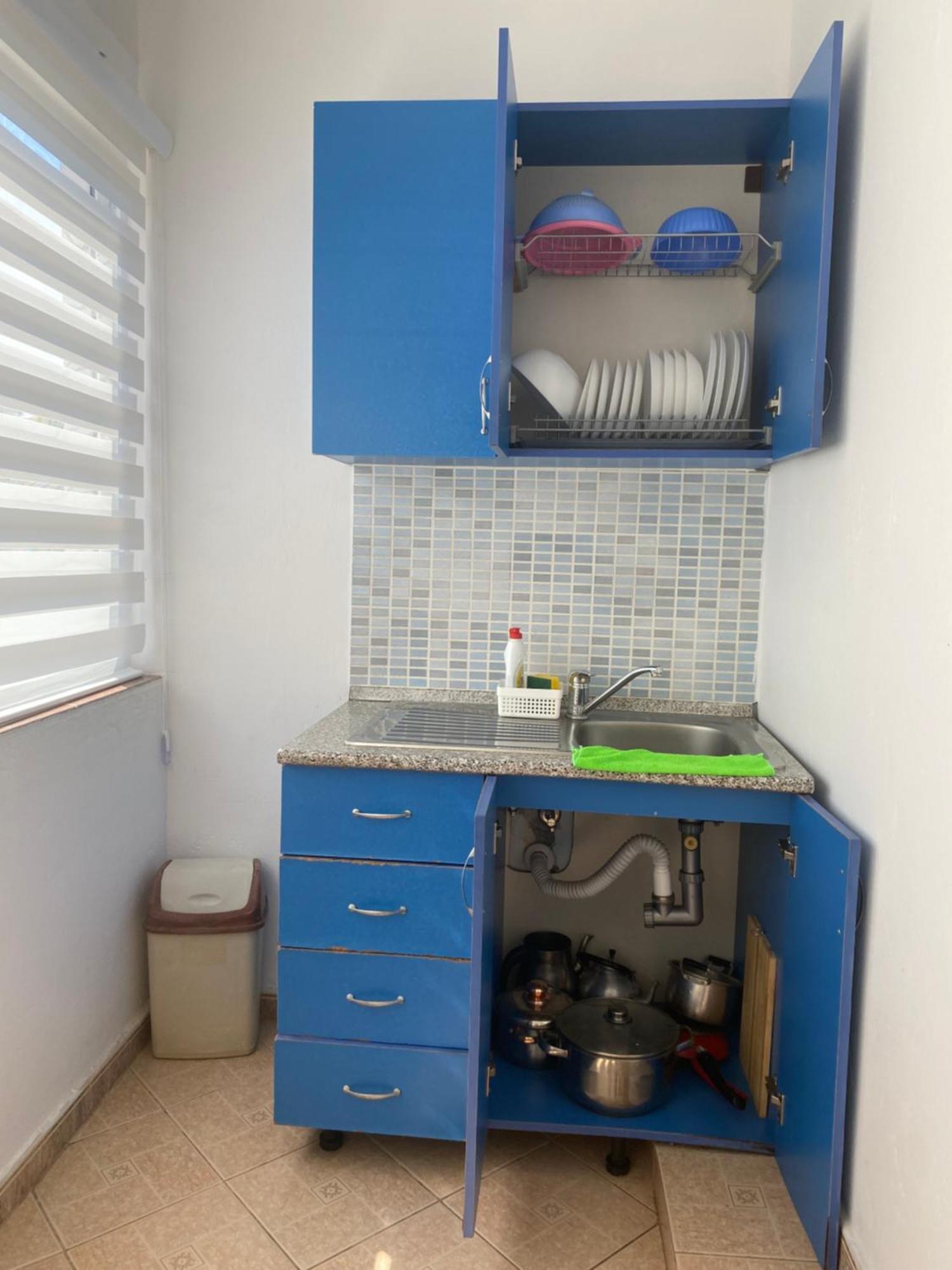 Vila M Vera Rooms With Kitchen And Apartments Дуррес Экстерьер фото
