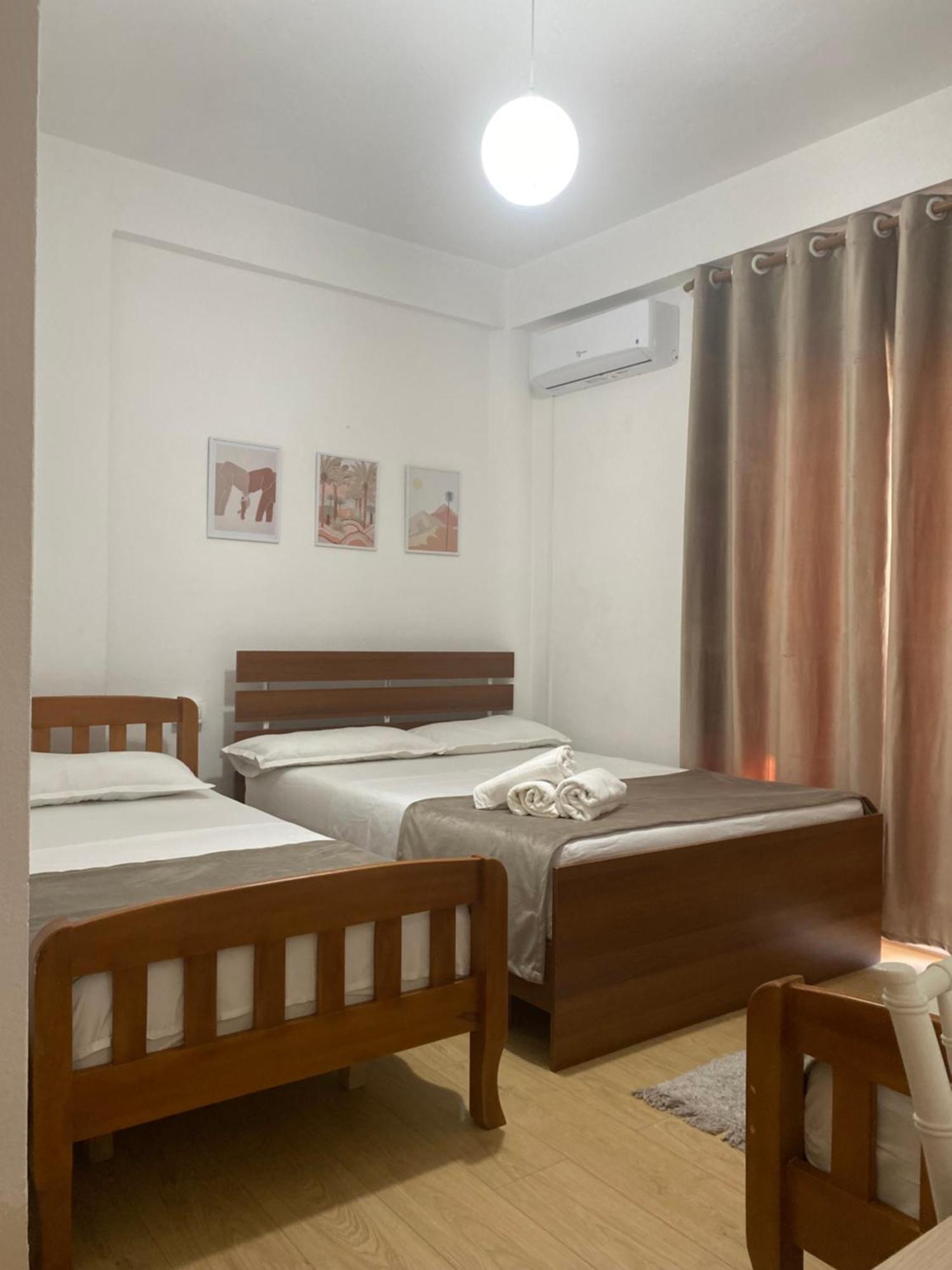 Vila M Vera Rooms With Kitchen And Apartments Дуррес Экстерьер фото