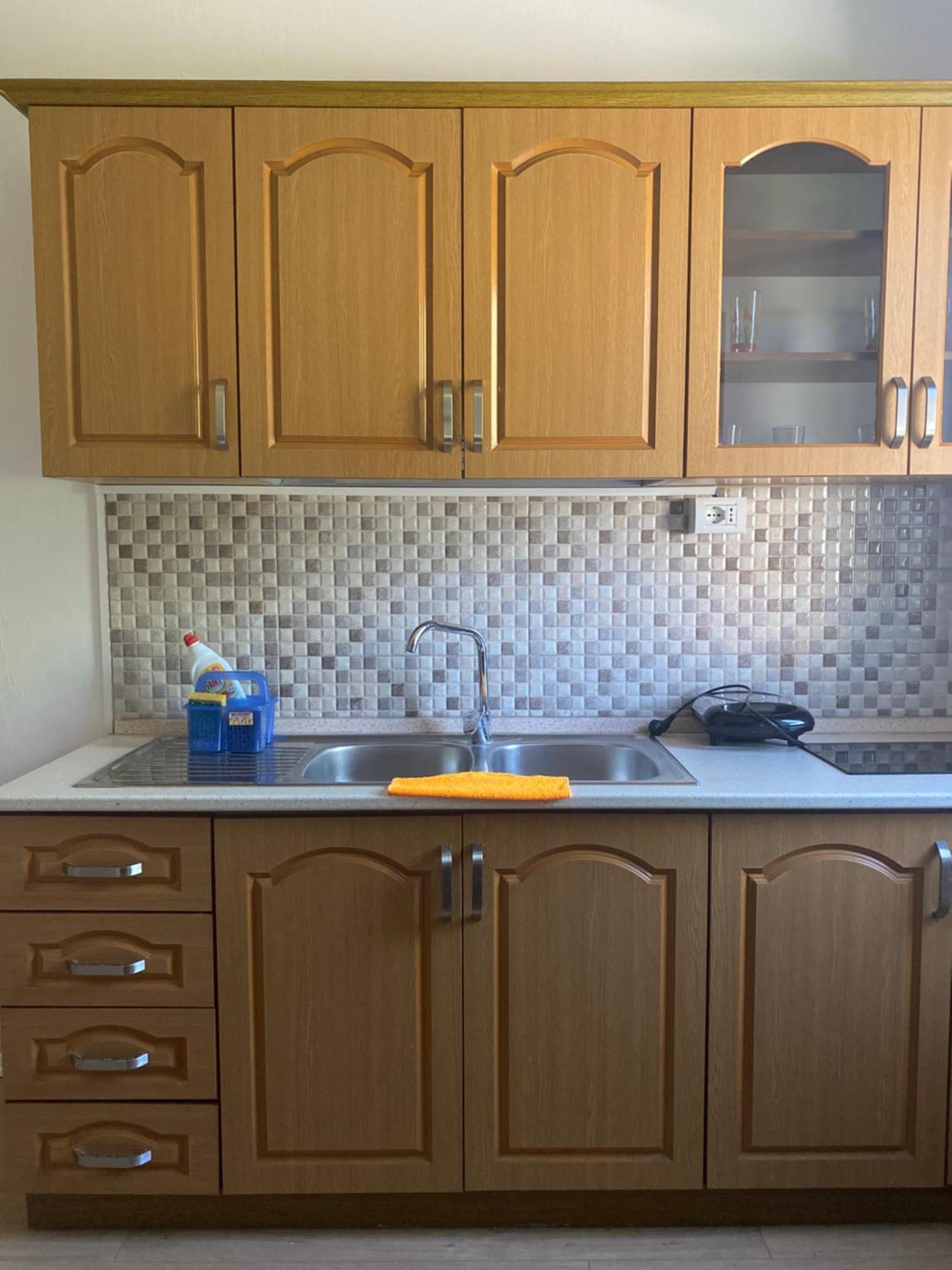 Vila M Vera Rooms With Kitchen And Apartments Дуррес Экстерьер фото